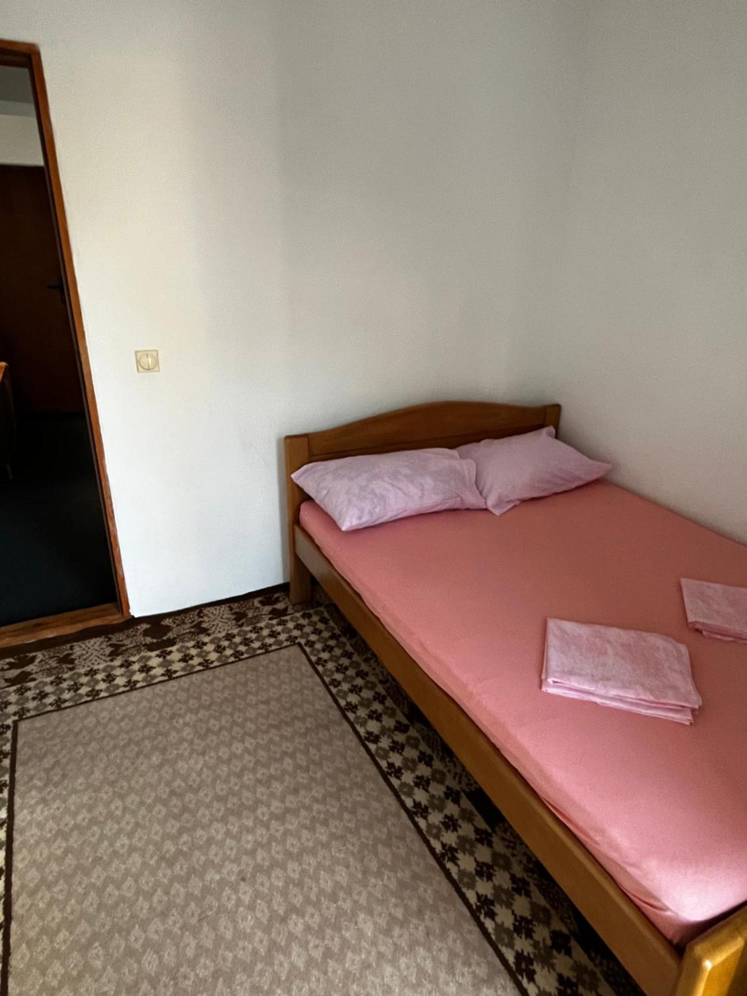 Planet Rooms Dobra Voda Exterior foto