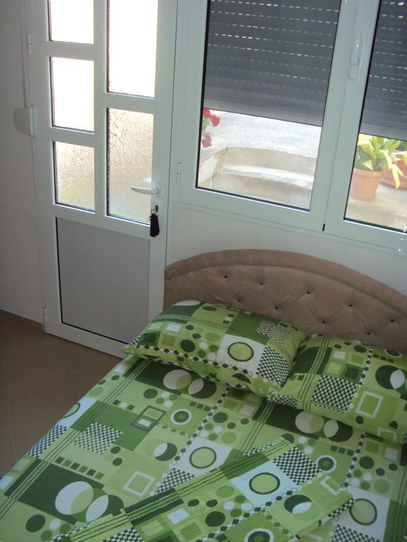 Planet Rooms Dobra Voda Exterior foto